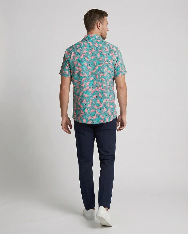 Herren luftig-leichtes Viskose-Resorthemd mit Flamingo-Allover-Print, Reverskragen und legerer Passform Nord Taschen