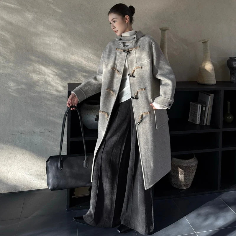Damen Woll-Dufflecoat mit Knebelverschlüssen und Oversize-Schnitt Nord Taschen