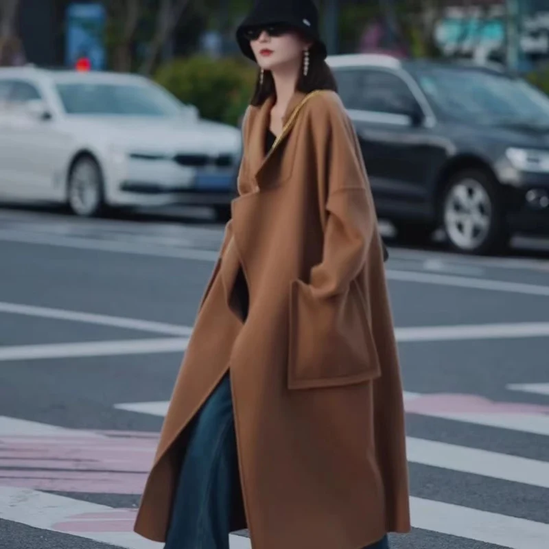 Damen Oversized Wollmix Maximalistischer Mantel mit weitem Revers Nord Taschen
