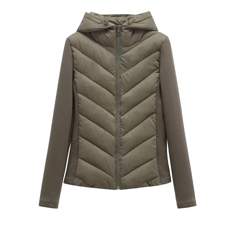 Damen gesteppte Kapuzenjacke mit Chevron‑Stepp, Einsätzen aus Softshell und verdecktem Reißverschluss