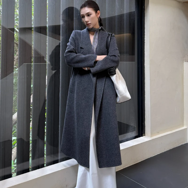 Damen Oversize Wollmantel mit strukturierter Schulterpartie und elegantem Revers Nord Taschen