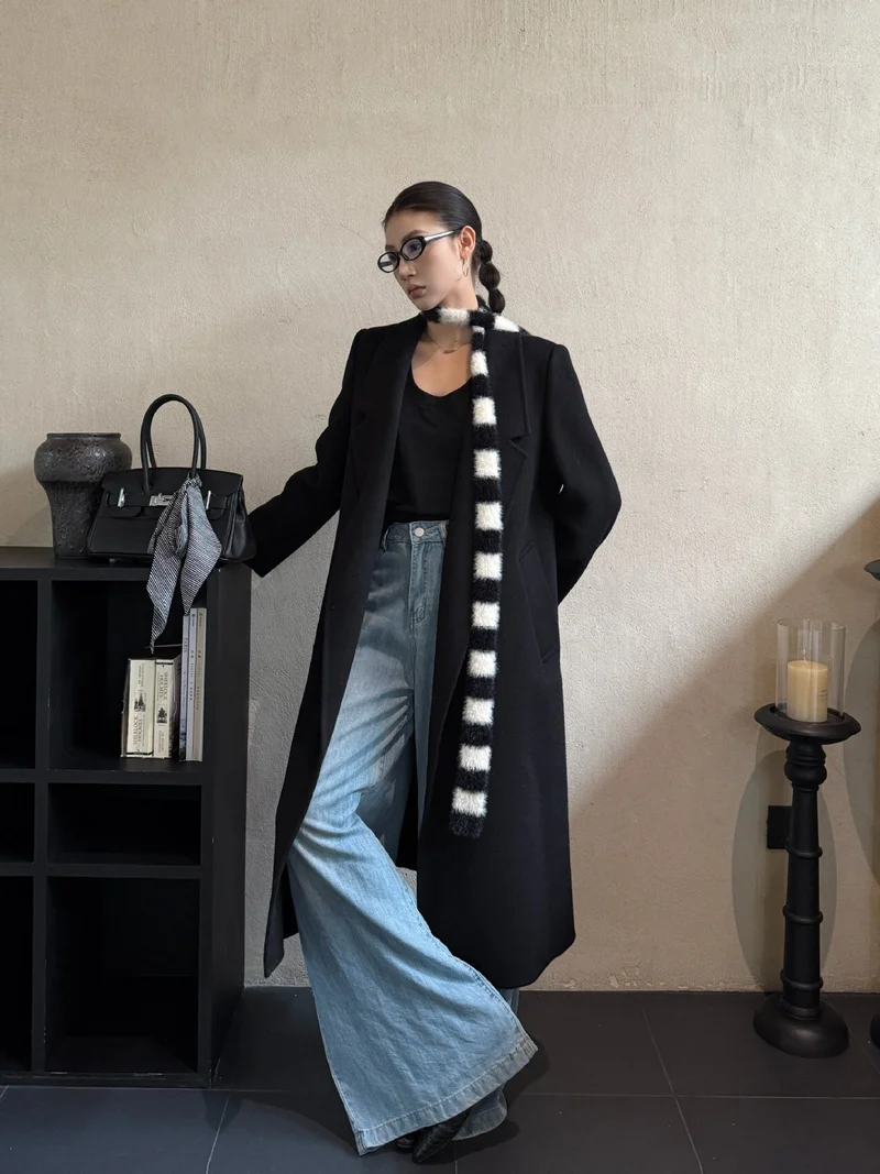 Damen Oversize Wollmantel mit strukturierter Schulterpartie und elegantem Revers Nord Taschen
