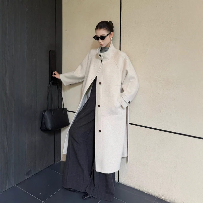 Damen Oversize Wollmantel mit Stehkragen und großen Pattentaschen Nord Taschen