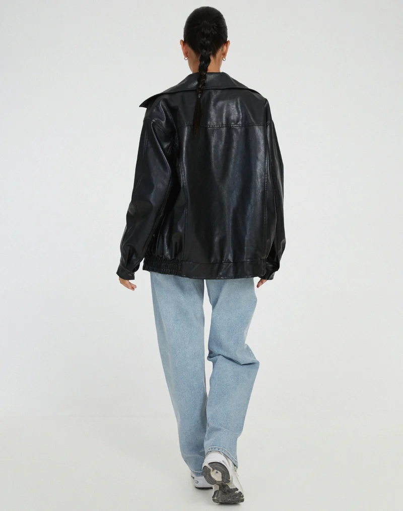 Damen-Lederjacke im weiten Schnitt