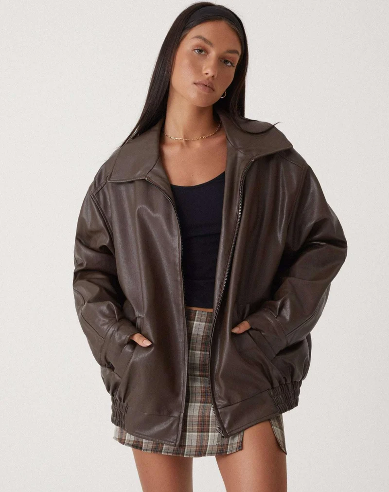 Damen-Lederjacke im weiten Schnitt