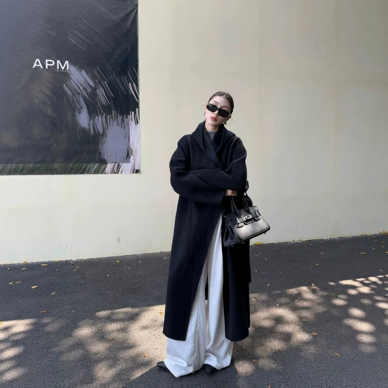 Damen Oversize Wollmantel mit Schalkragen und verdeckter Knopfleiste Nord Taschen