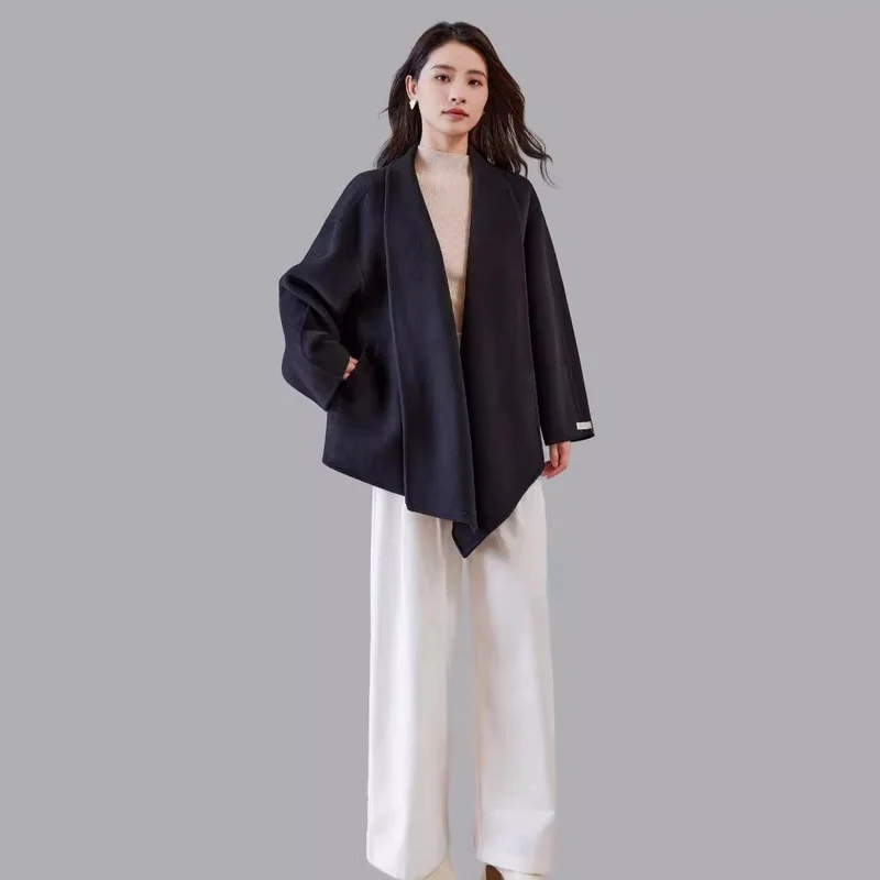Damen Oversize-Mantel aus Wollmix mit offenem Schalkragen und asymmetrischem Saum Nord Taschen