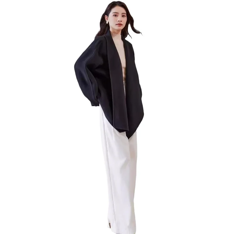 Damen Oversize-Mantel aus Wollmix mit offenem Schalkragen und asymmetrischem Saum Nord Taschen