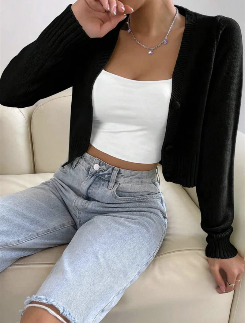 Damen Kurzstrickjacke mit feinem Rippstrickdesign