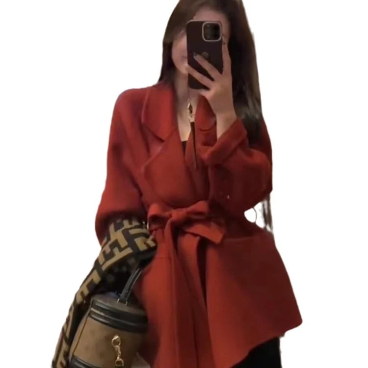 Damen Kurzer Wickelmantel aus Wollmix mit Bindegürtel und weitem Revers Nord Taschen