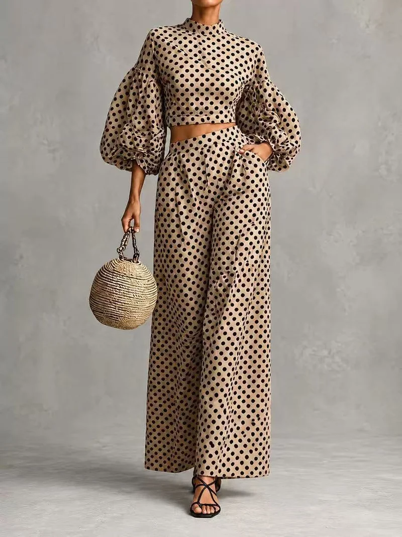 Damen Zweiteiliges Gepunktetes Ensemble mit Cropped Stehkragen-Top und weiter Palazzo-Hose Nord Taschen