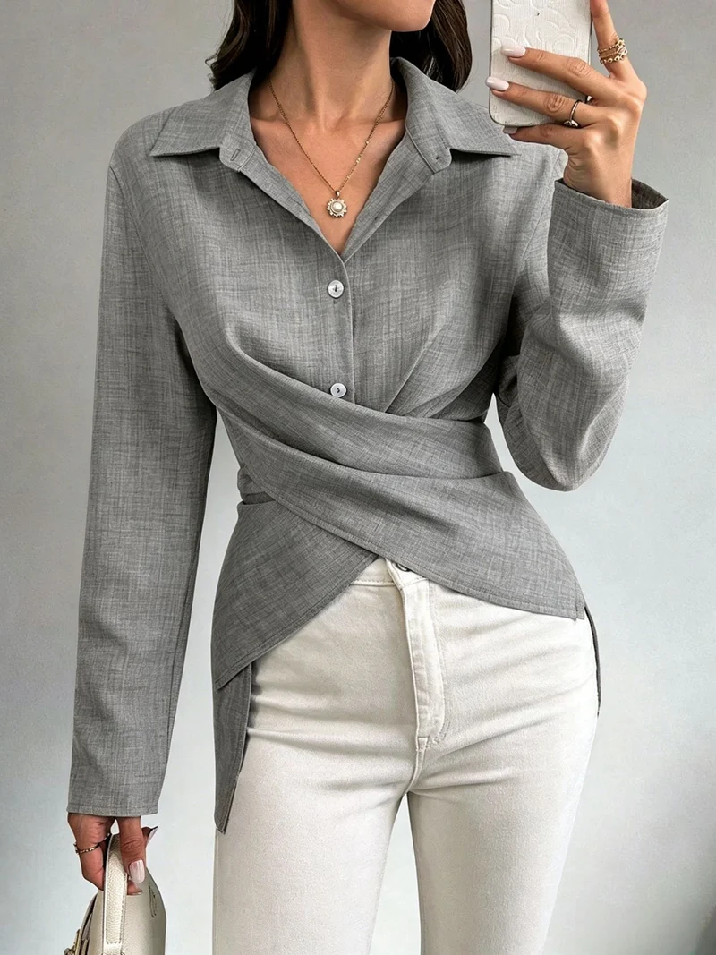 Damen Wickelbluse mit Hemdkragen, asymmetrischem Saum und seitlichen Schlitzen Nord Taschen