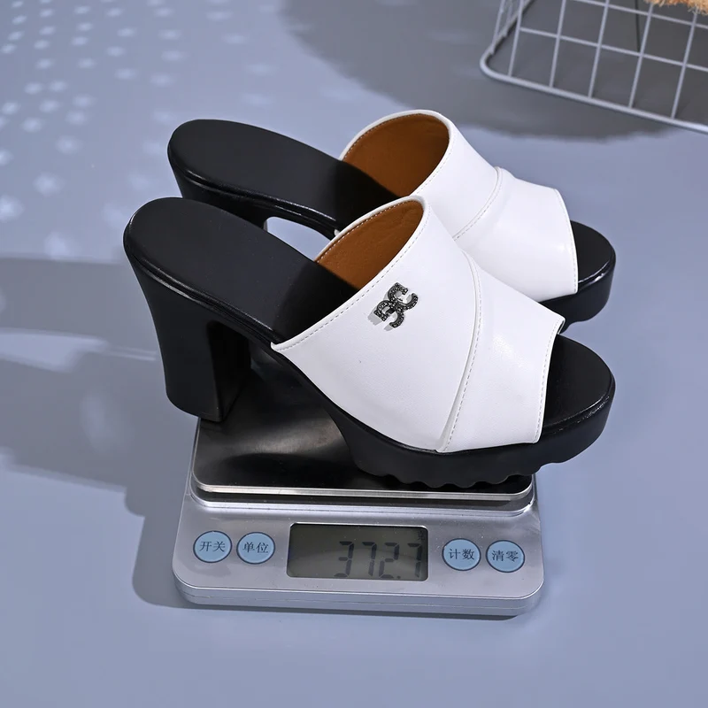 Damen Plateau-Pantoletten mit elegantem Riemendesign und bequemer Sohle